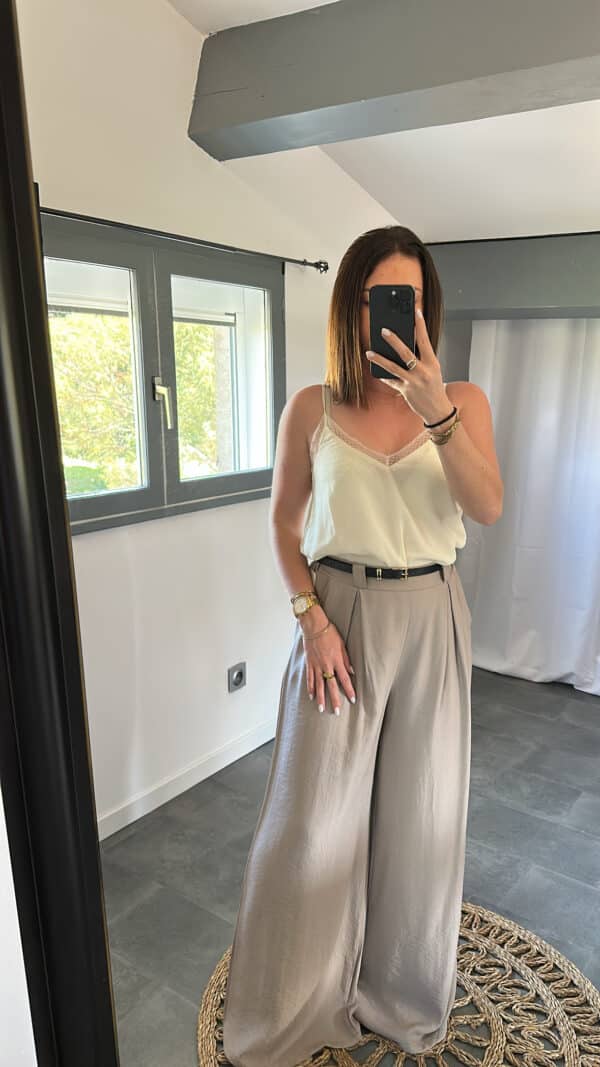 Pantalon large NYRA - Taupe – Image 3
