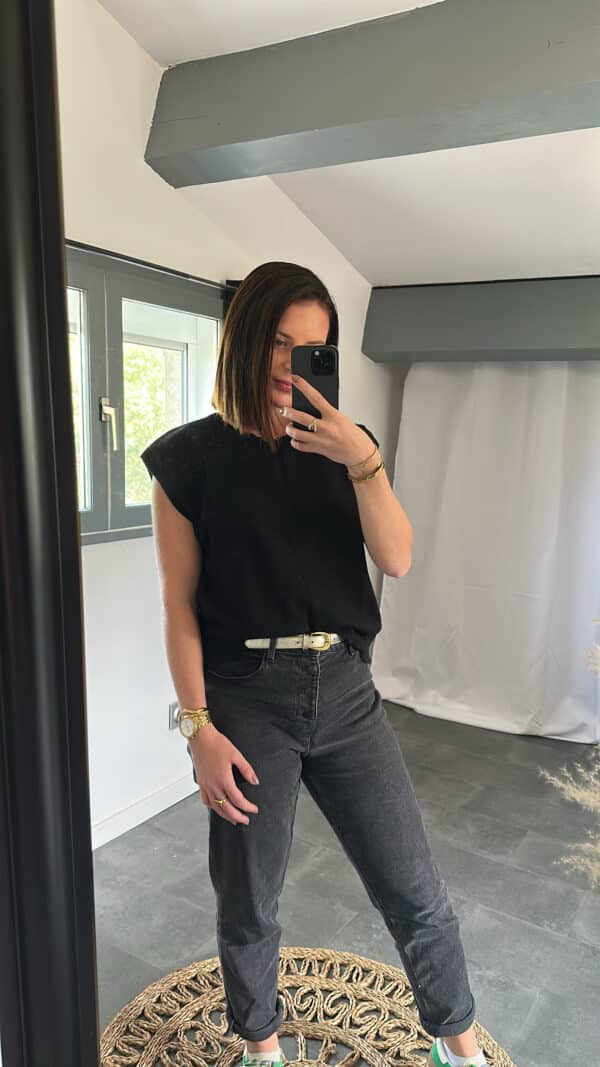 Pull Noir - CLEA